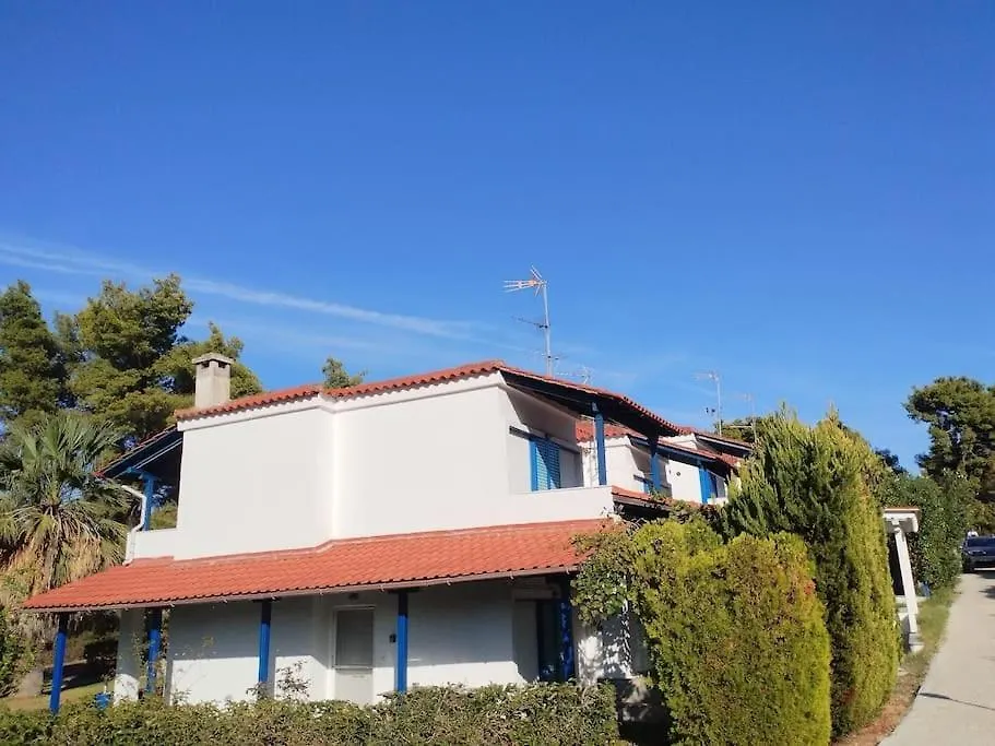 בית נופש הוילה Paliouri Blue House יוון
