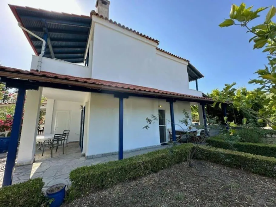 בית נופש הוילה Paliouri Blue House יוון