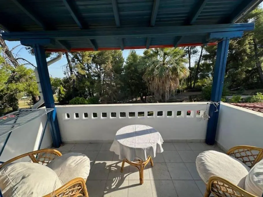 הוילה Paliouri Blue House
