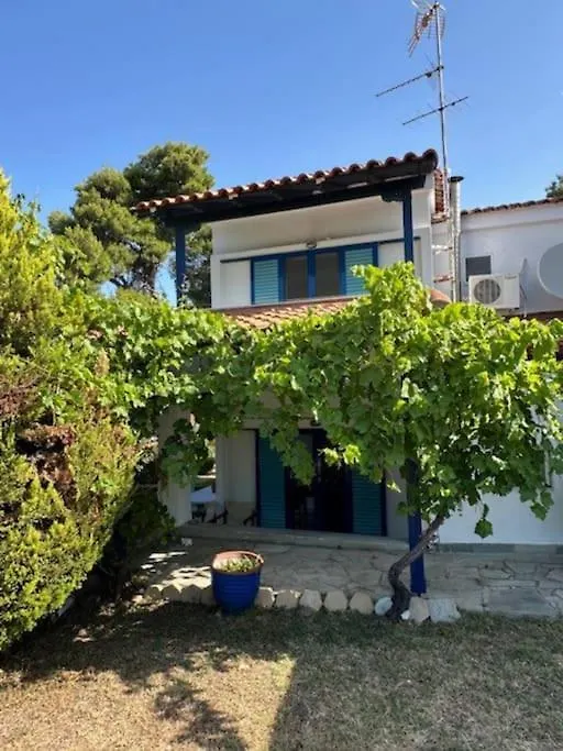 הוילה Paliouri Blue House יוון