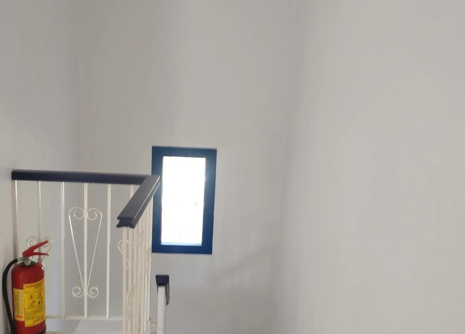 הוילה Paliouri Blue House בית נופש